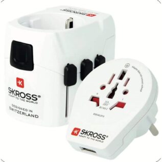 Skross Pro Light 3xUSB World Travel Adapter