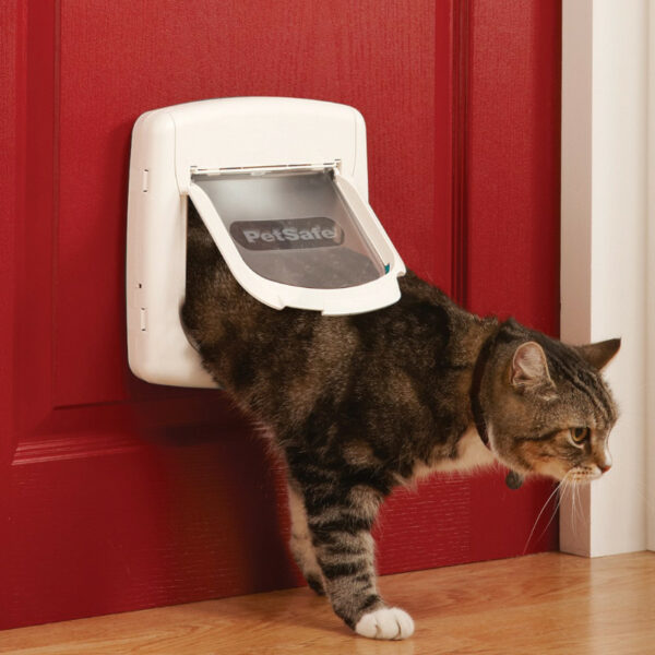 Staywell White Magnetic 4-way Locking Deluxe Cat Flap